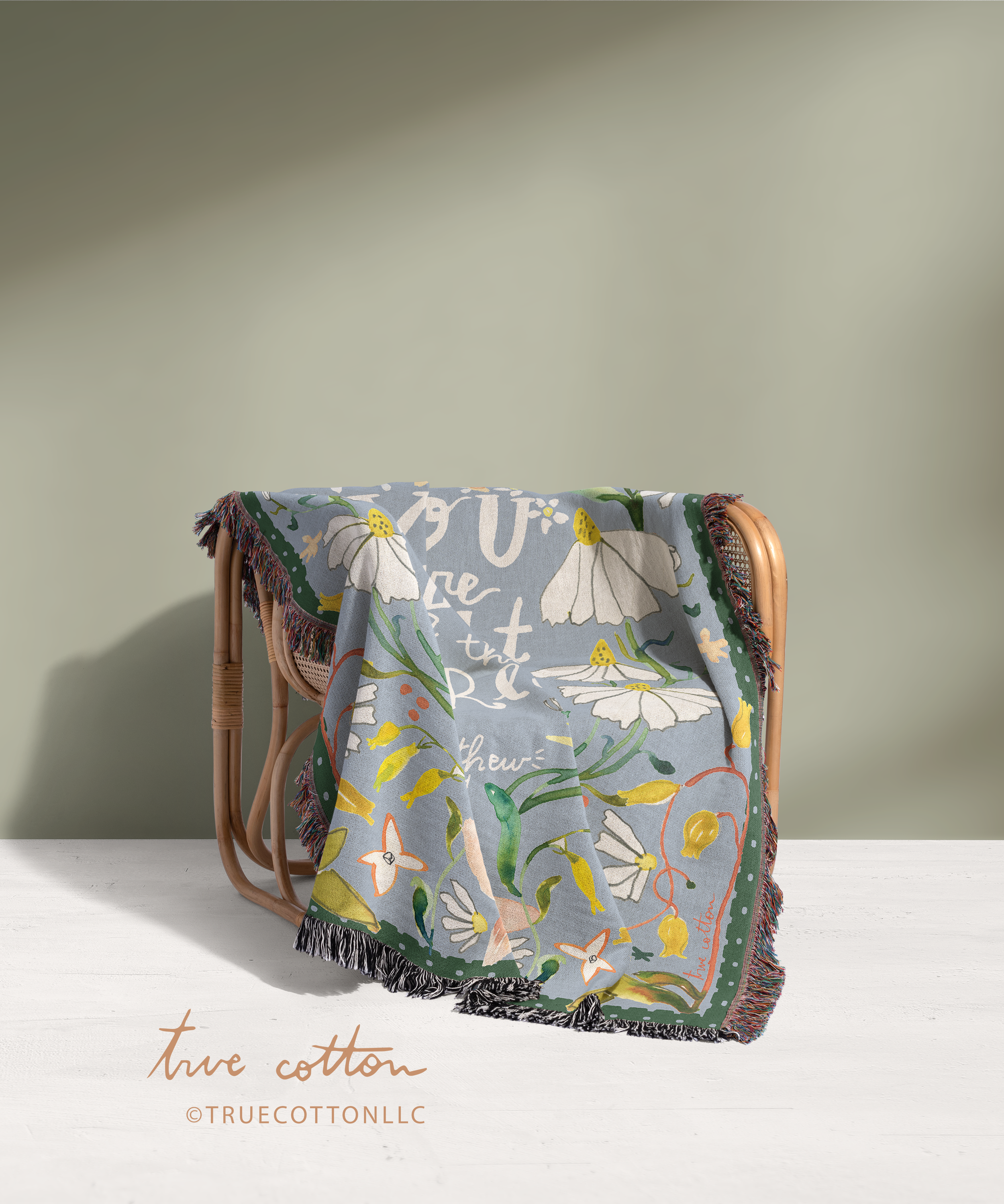 Matthew 5:14 Daisies | Woven Floral Blanket