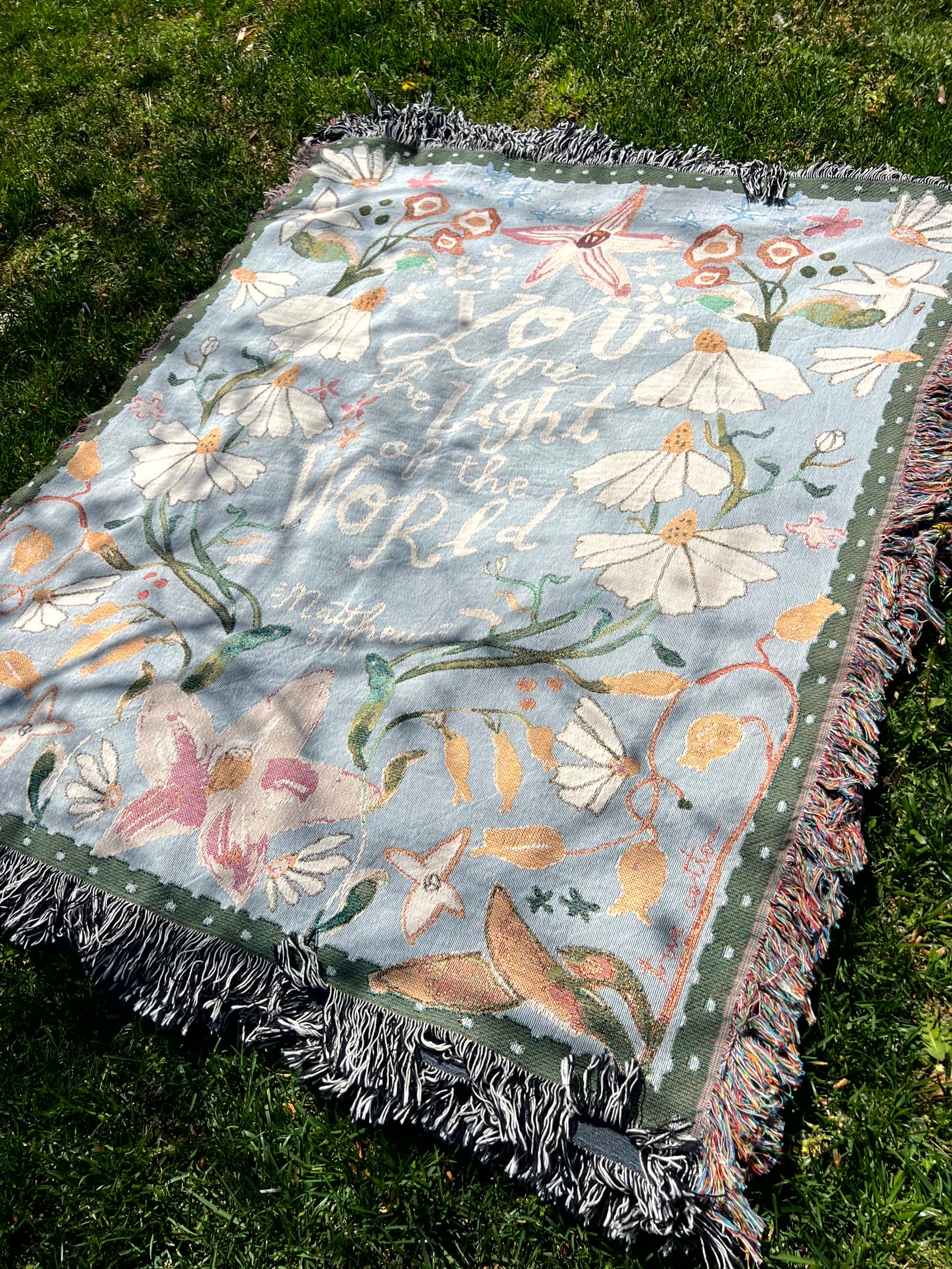 Matthew 5:14 Daisies |  Woven Floral Blanket